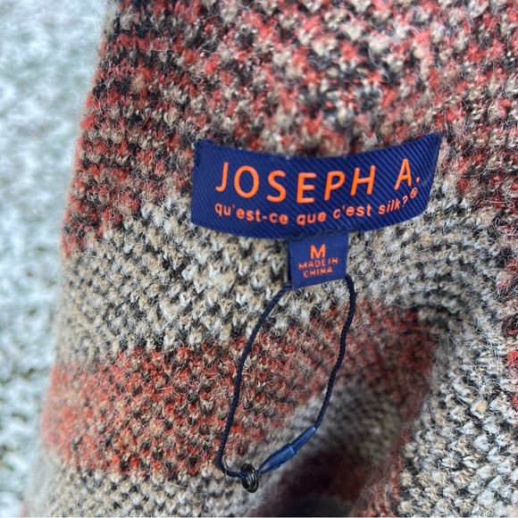 Cardigan - Picture 10 of 10